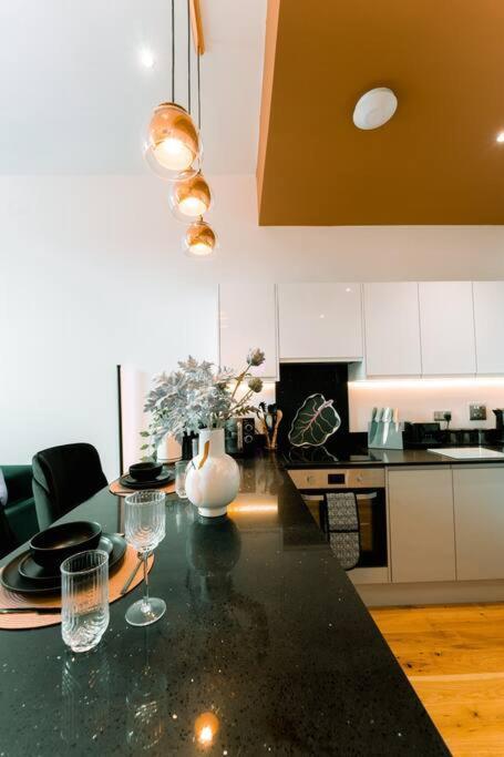 Dusk House - B'Ham Jq Townhouse Villa Birmingham Buitenkant foto
